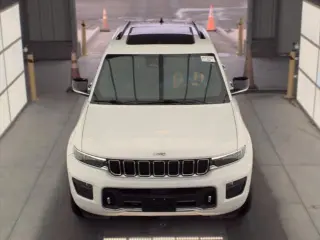 Jeep Grand Cherokee 2023 4x4 Overland 4dr SUV