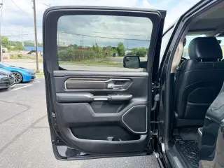 Ram 1500 2020 4x4 Laramie 4dr Crew Cab 5.6 ft. SB Pickup