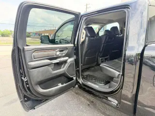 Ram 1500 2020 4x4 Laramie 4dr Crew Cab 5.6 ft. SB Pickup