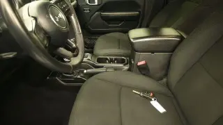 Jeep Wrangler Unlimited 2019 4x4 Sport 4dr SUV