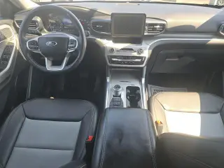 Ford Explorer 2023 AWD XLT 4dr SUV