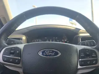Ford Explorer 2023 AWD XLT 4dr SUV
