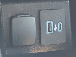 Ford Explorer 2023 AWD XLT 4dr SUV