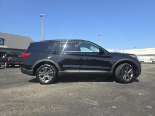 Ford Explorer 2023 AWD XLT 4dr SUV