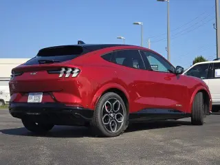 Ford Mustang Mach-E 2022 AWD GT 4dr SUV