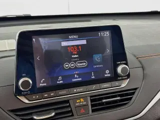 Nissan Altima 2019 2.5 SR 4dr Sedan