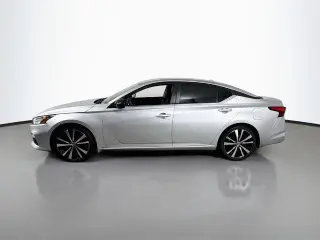 Nissan Altima 2019 2.5 SR 4dr Sedan