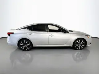 Nissan Altima 2019 2.5 SR 4dr Sedan
