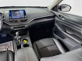 Nissan Altima 2019 2.5 SR 4dr Sedan