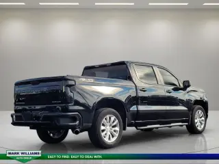Chevrolet Silverado 1500 2019 4x4 Custom 4dr Crew Cab 5.8 ft. SB