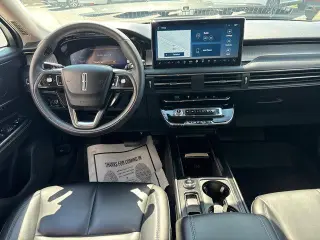 Lincoln Corsair 2024 AWD Premiere 4dr SUV