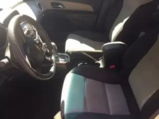 2013 Chevrolet Cruze LT Sedan