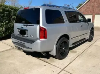 2010 Infiniti QX56 SUV