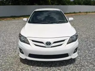 2013 Toyota corolla S Sedan 4D