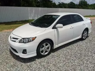 2013 Toyota corolla S Sedan 4D