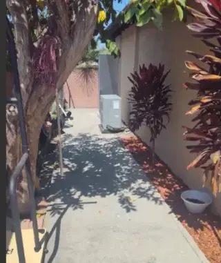 SOUTH GATE BONITA CASA