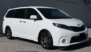 2016 Toyota Sienna SE Minivan