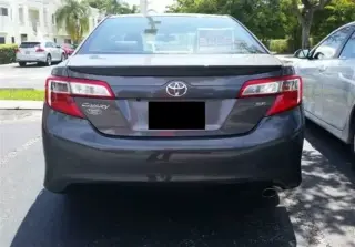 2014 Toyota Camry SE Sedan