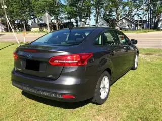2015 Ford Focus SE Sedan