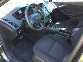2015 Ford Focus SE Sedan