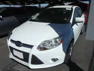 2012 Ford Focus SEL Sedan 4D