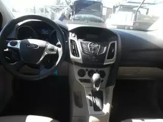 2012 Ford Focus SEL Sedan 4D