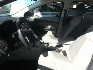 2012 Ford Focus SEL Sedan 4D