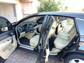 2010 Honda CRV LX SUV 4D