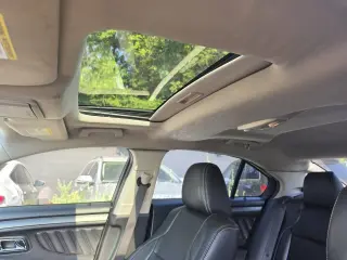 Ford Taurus 2011