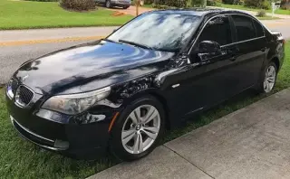 2010 BMW 528i Sedan 4D