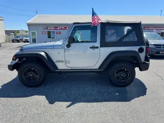 2014 Jeep Wrangler 4WD 2dr Sport