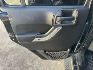 2015 Jeep Wrangler 4WD 4dr Sahara