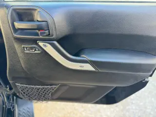 2015 Jeep Wrangler 4WD 4dr Sahara