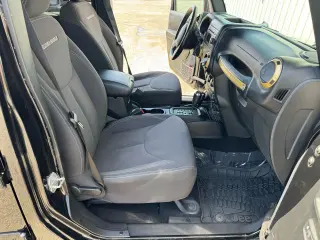 2018 Jeep Wrangler JK Unlimited Golden Eagle 4x4