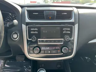 2018 Nissan Altima SV