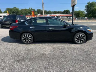 2018 Nissan Altima SV