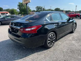 2018 Nissan Altima SV