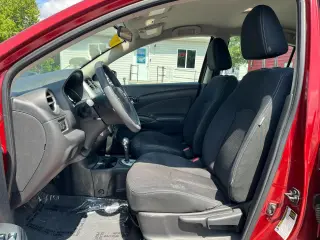 2016 Nissan Versa SV