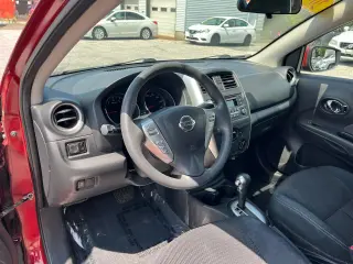 2016 Nissan Versa SV