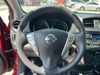 2016 Nissan Versa SV