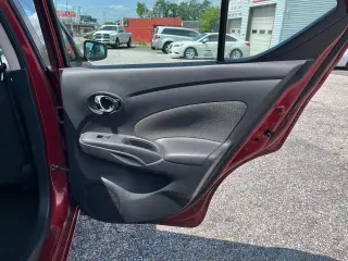 2016 Nissan Versa SV
