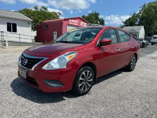 2016 Nissan Versa SV