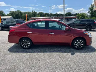 2016 Nissan Versa SV