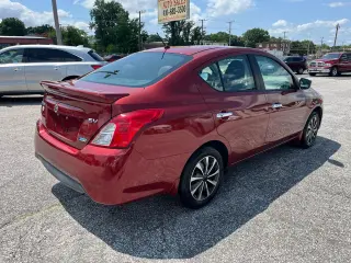 2016 Nissan Versa SV
