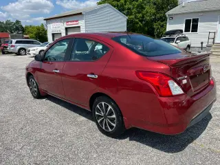 2016 Nissan Versa SV
