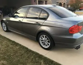 2010 BMW 328i Sedan 4D