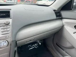 2010 Toyota Camry LE 4D Sedan