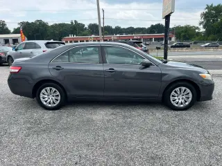 2010 Toyota Camry LE 4D Sedan