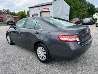2010 Toyota Camry LE 4D Sedan