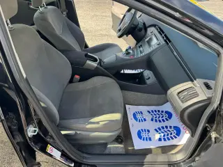 2014 Toyota Prius 5dr HB Three (Natl)
